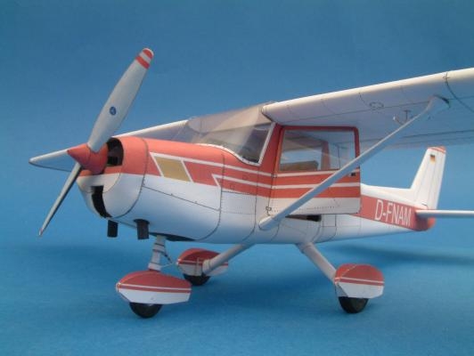 Schreiber-Bogen Card Modelling Cessna 150 1:24 